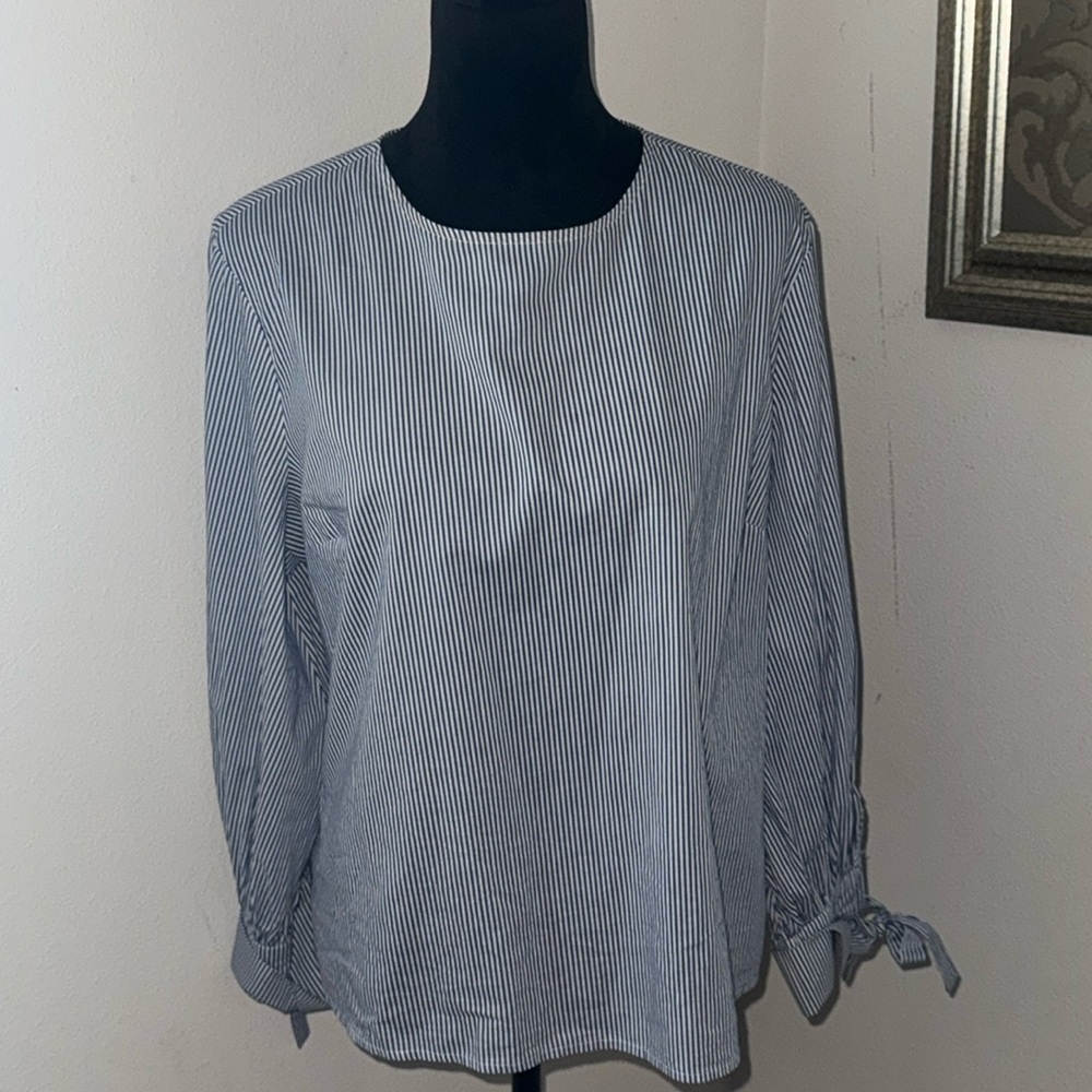 Marled blue white thin stripes 3/4 sleeves w/ ties cotton top blouse Sz XL